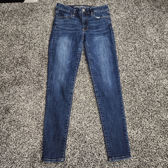 American Eagle Hi‎ Rise Jegging Women's Size 6 Reg. Darkwash Clean Cut Stretch - Picture 1 of 9